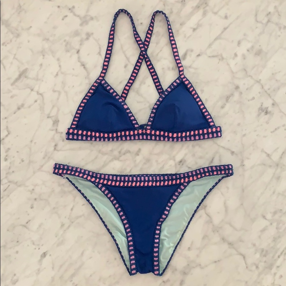 NWOT Victoria’s Secret Blue Crochet Bikini Size S